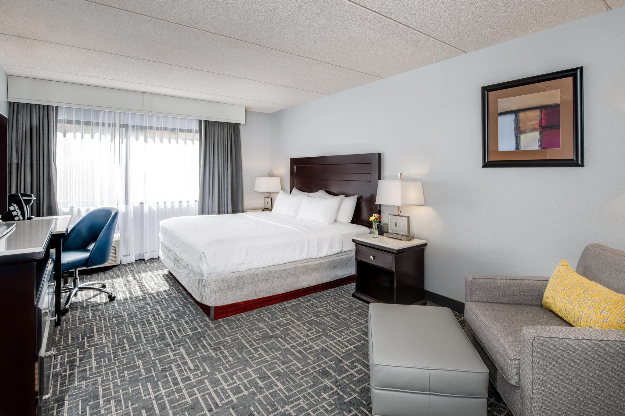 Готель Crowne Plaza Milwaukee South By Ihg Екстер'єр фото