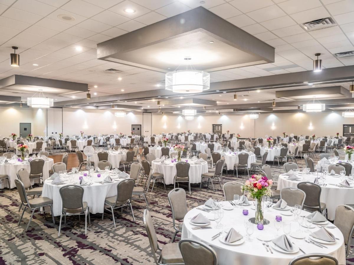 Готель Crowne Plaza Milwaukee South By Ihg Екстер'єр фото