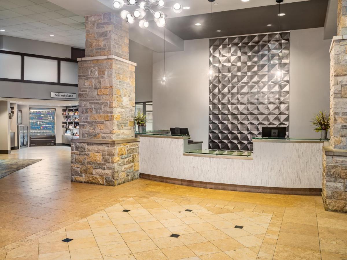 Готель Crowne Plaza Milwaukee South By Ihg Екстер'єр фото