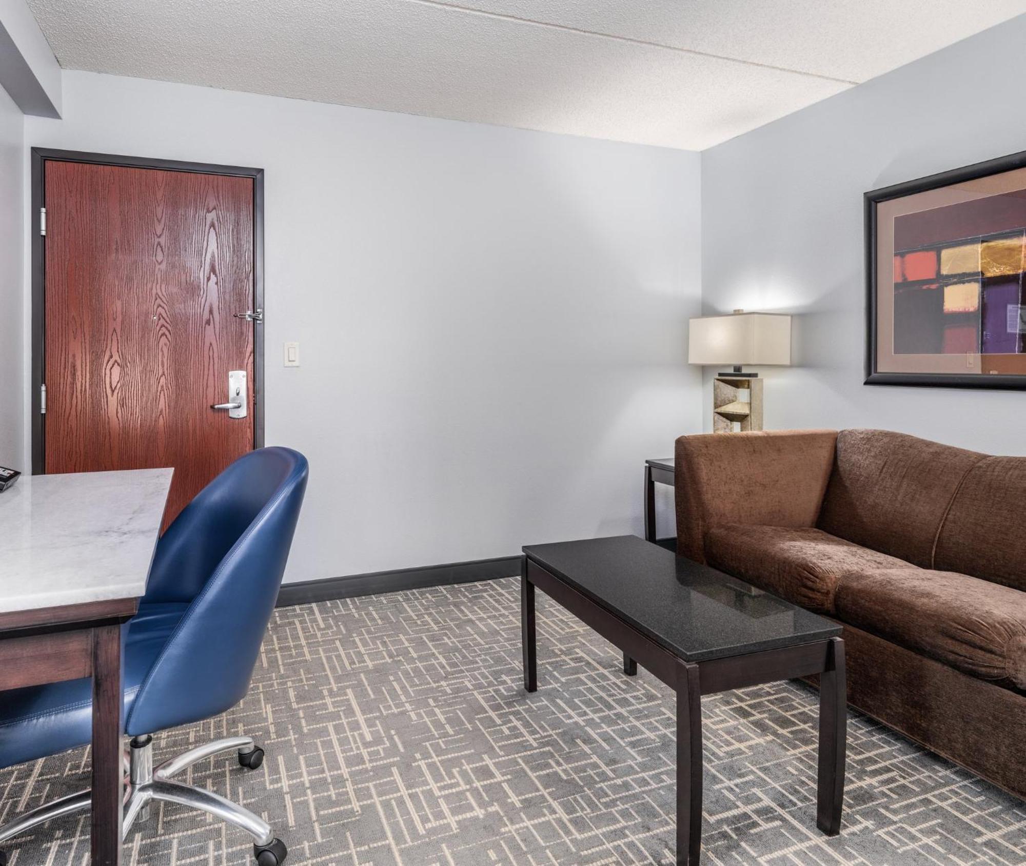Готель Crowne Plaza Milwaukee South By Ihg Екстер'єр фото
